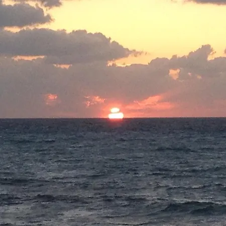 Villa Beach Pantheon *