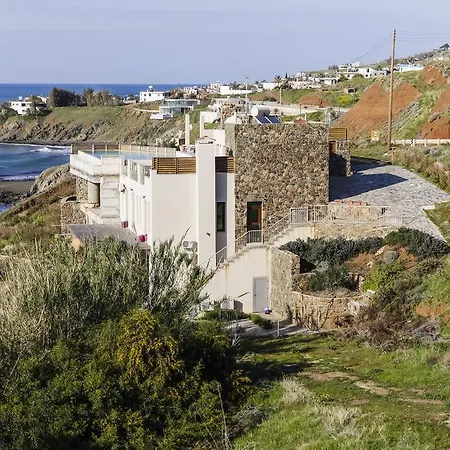 Beach Pantheon * Pomos