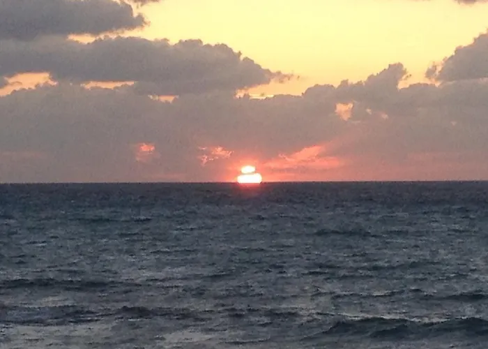 Villa Beach Pantheon *