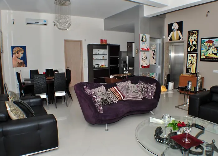 Beach Pantheon Pomos