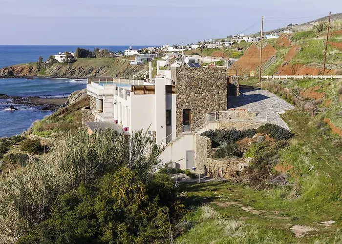 Beach Pantheon * Pomos